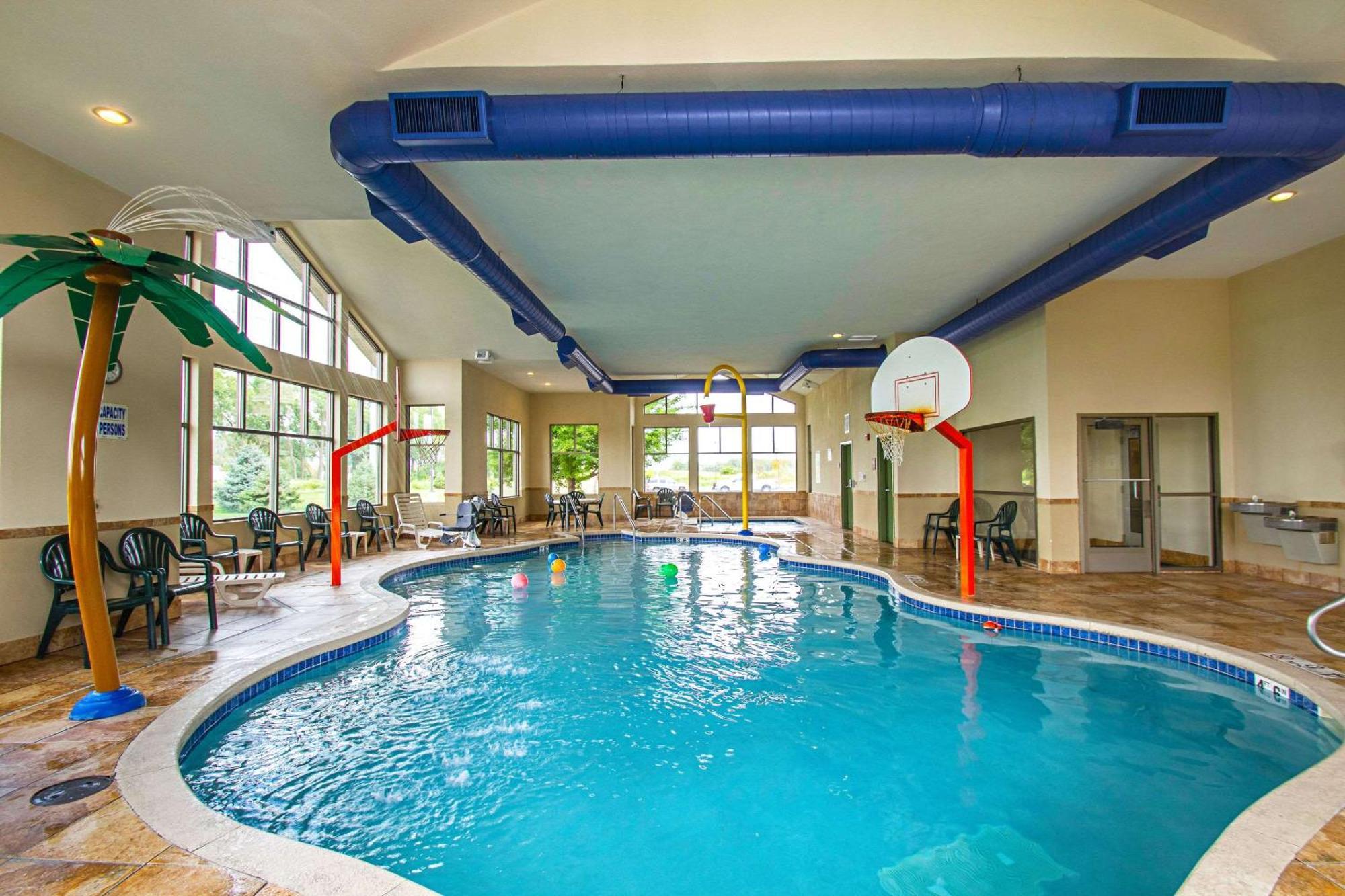 Mainstay Suites Madison - Monona Extérieur photo