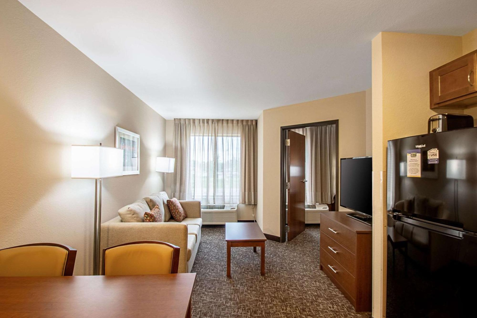 Mainstay Suites Madison - Monona Extérieur photo