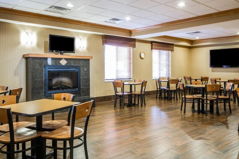 Mainstay Suites Madison - Monona Extérieur photo