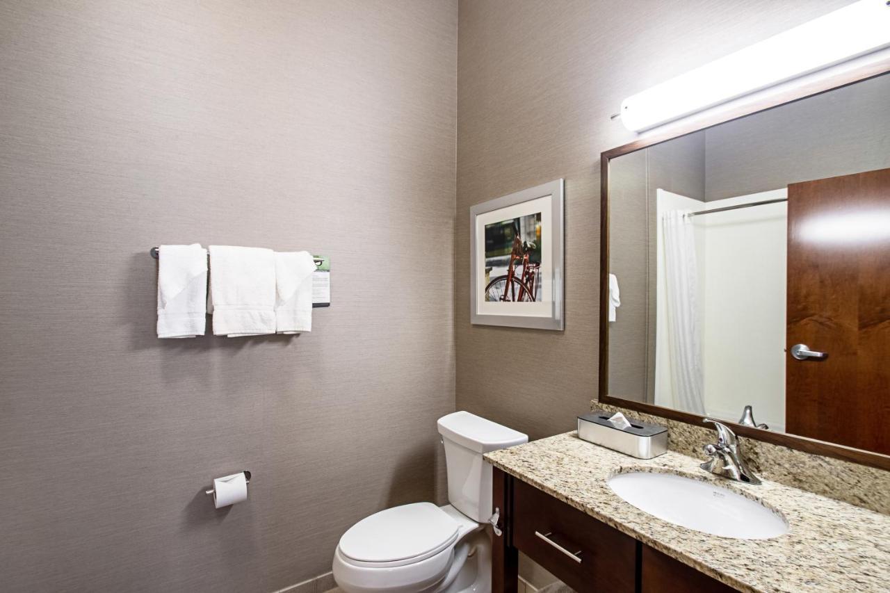 Mainstay Suites Madison - Monona Extérieur photo